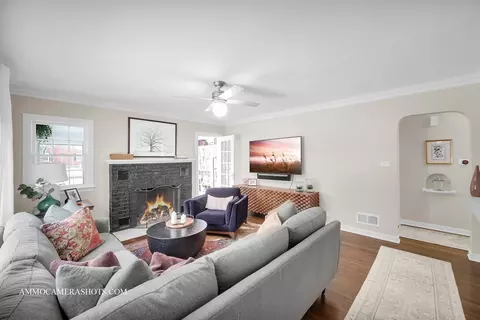 324 S Chase St, Wheaton, IL 60187 photo 3