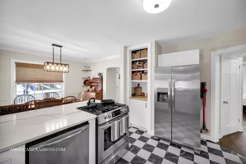 324 S Chase St, Wheaton, IL 60187 photo 9
