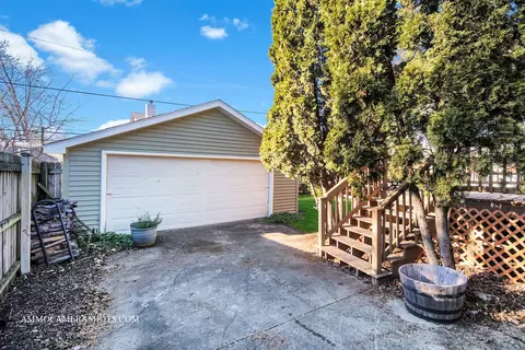 Exterior - 1132 Webster Ave, Wheaton, IL 60187 photo 4 of 10