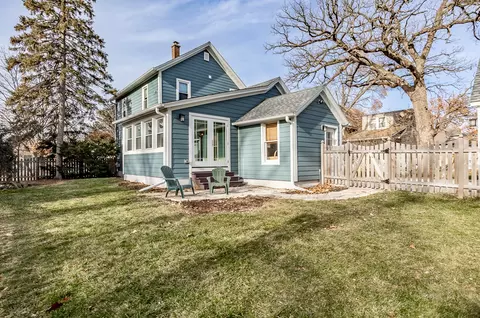 213 Perry St, Elgin, IL 60123 photo 25