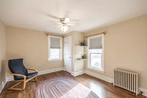 213 Perry St, Elgin, IL 60123 photo 19