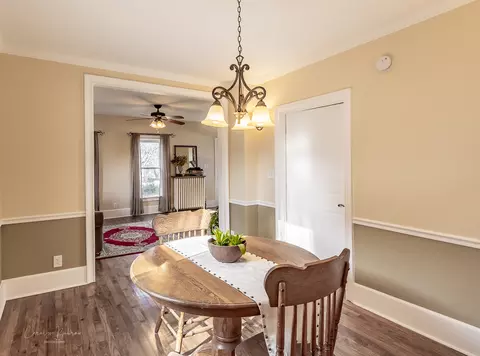 213 Perry St, Elgin, IL 60123 photo 7