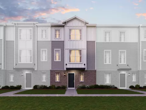 1539 Cooper St, Des Plaines, IL 60018