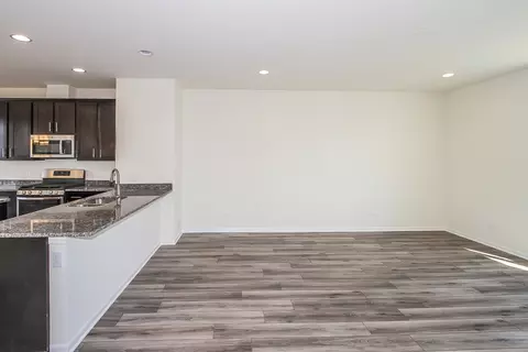 1539 Cooper St, Des Plaines, IL 60018 photo 6