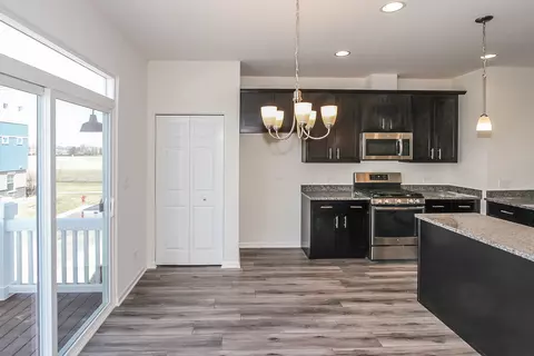 1539 Cooper St, Des Plaines, IL 60018 photo 17