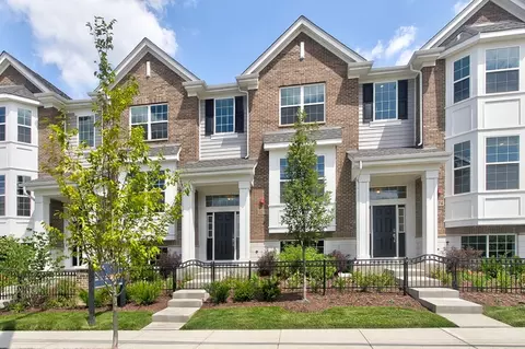 9276 143rd St, Orland Park, IL 60462