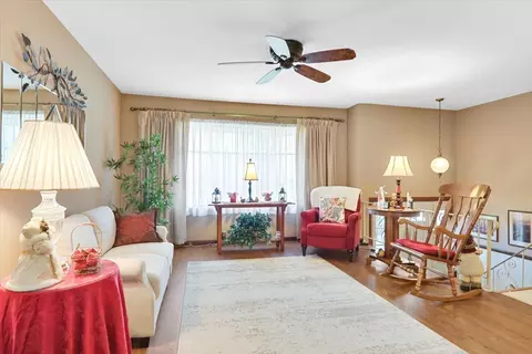 209 S Bone Dr, Normal, IL 61761 photo 5