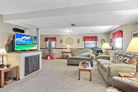 209 S Bone Dr, Normal, IL 61761 photo 10