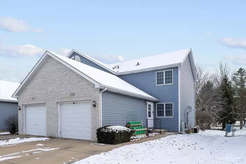 1438 Anthony Ln, Sandwich, IL 60548