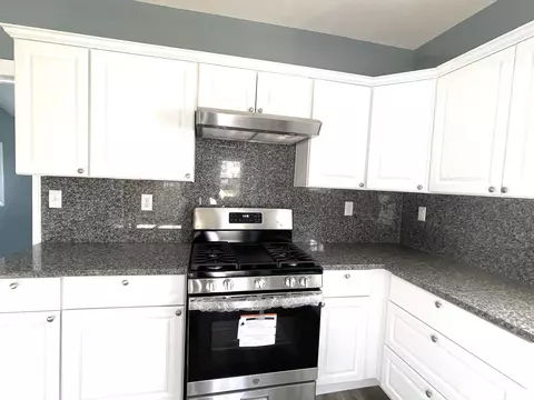 9714 Main St, Hebron, IL 60034 photo 8