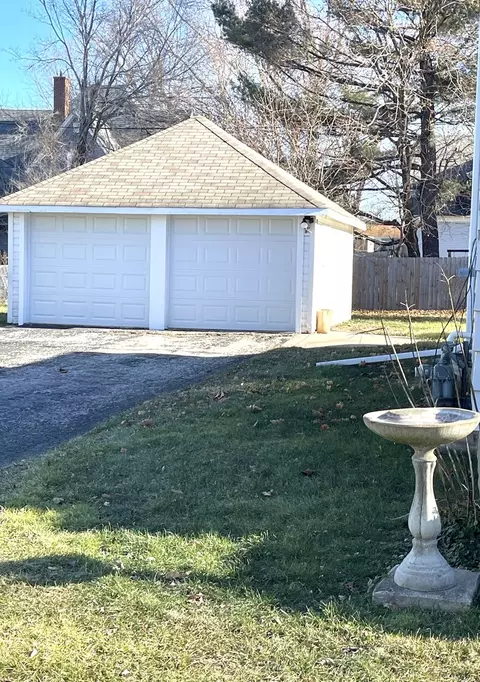 9714 Main St, Hebron, IL 60034 photo 32