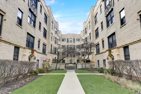 926 Judson Ave #3C, Evanston, IL 60202