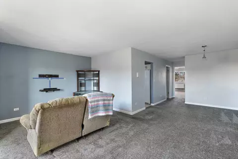 271 12th St #7E, Wheeling, IL 60090 photo 3