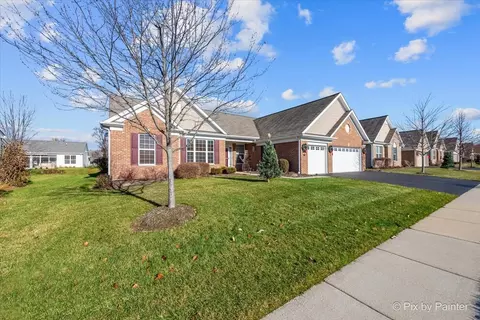2480 Vista Trl, Elgin, IL 60124 photo 3