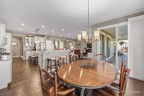 2480 Vista Trl, Elgin, IL 60124 photo 16