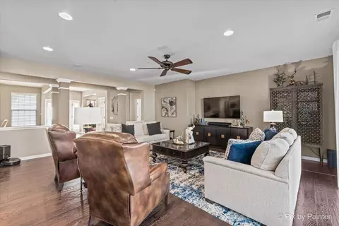 2480 Vista Trl, Elgin, IL 60124 photo 24