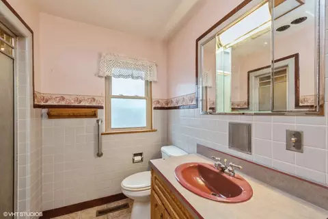 400 W Main St, Capron, IL 61012 photo 15