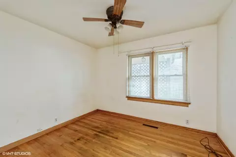 400 W Main St, Capron, IL 61012 photo 14