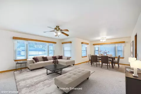400 W Main St, Capron, IL 61012 photo 3