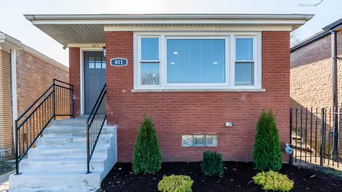 411 W 115th St, Chicago, IL 60628