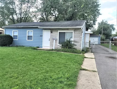 222 Fremont Ave, Romeoville, IL 60446