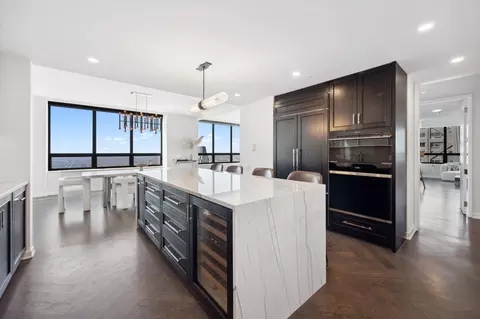 180 E Pearson St #5701, Chicago, IL 60611 photo 14