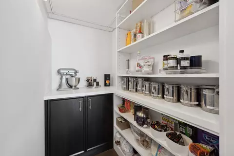 180 E Pearson St #5701, Chicago, IL 60611 photo 17