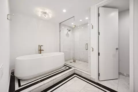 180 E Pearson St #5701, Chicago, IL 60611 photo 26