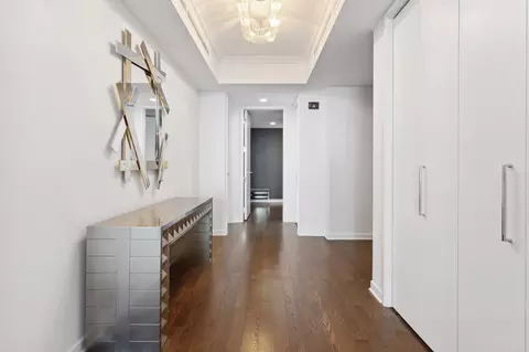 180 E Pearson St #5701, Chicago, IL 60611 photo 2