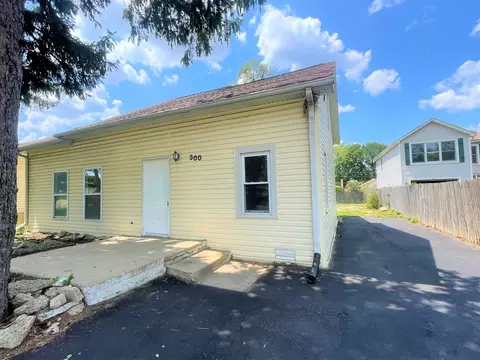 300 Oak Ave, Wood Dale, IL 60191