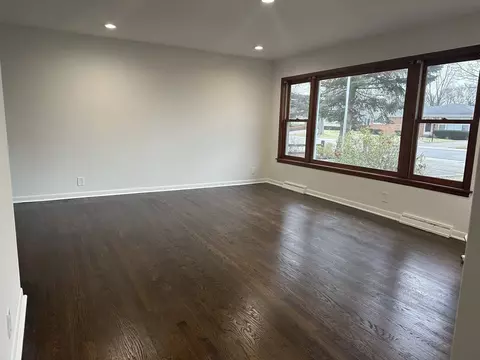243 Flora Ave, Glenview, IL 60025 photo 6