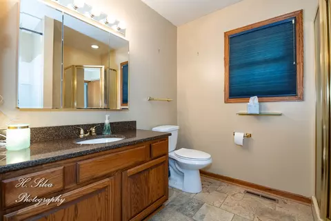 1005 Yuma Trl, Mchenry, IL 60051 photo 9