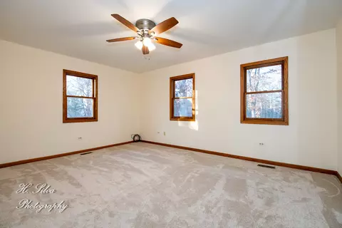 1005 Yuma Trl, Mchenry, IL 60051 photo 3