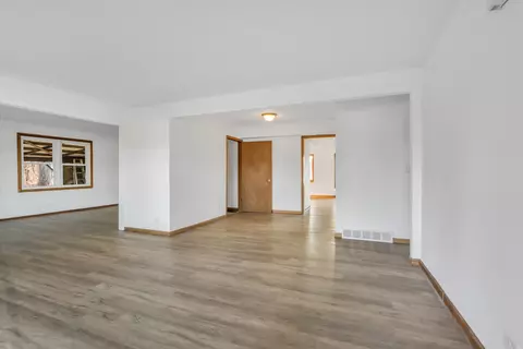 1807 Orchard Ln, Mchenry, IL 60050 photo 12