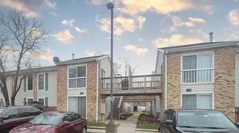 1979 Kenilworth Cir #E, Hoffman Estates, IL 60195