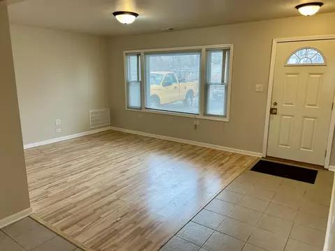 16151 Saint Louis Ave, Markham, IL 60428 photo 2