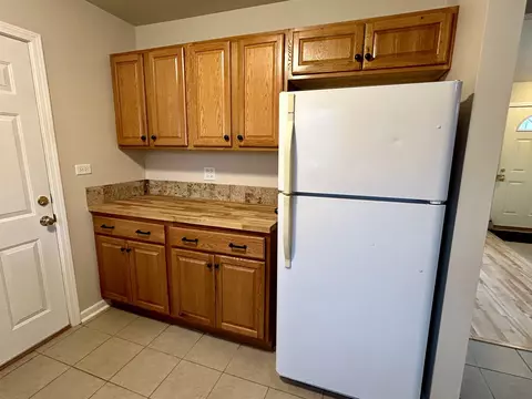 16151 Saint Louis Ave, Markham, IL 60428 photo 4