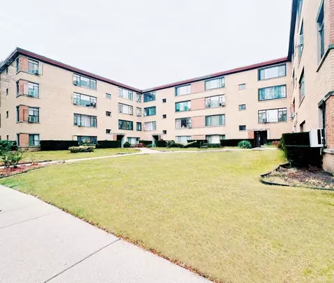 7544 N Bell Ave #GD, Chicago, IL 60645