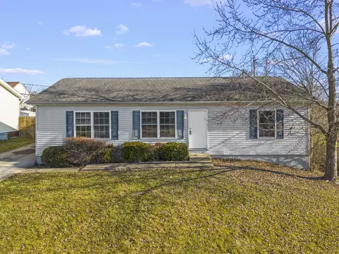 1218 Gage Ct, Joliet, IL 60432