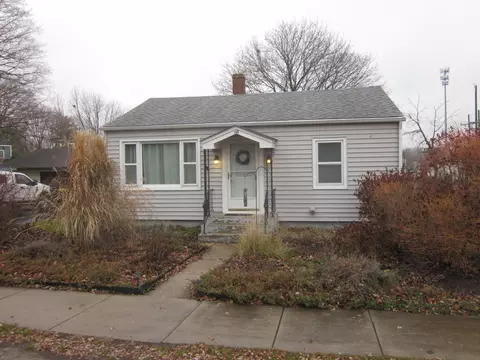 148 Oak St, Hampshire, IL 60140