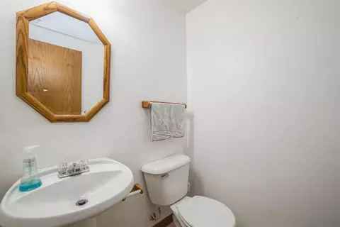 745 Alice Pl, Elgin, IL 60123 photo 13
