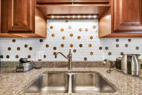 2502 Sangamon Dr, Champaign, IL 61821 photo 18