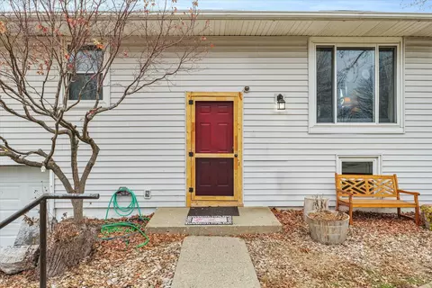 2502 Sangamon Dr, Champaign, IL 61821 photo 5
