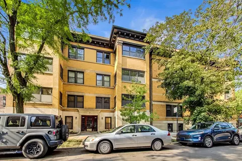 1510 W Cornelia Ave #1, Chicago, IL 60657