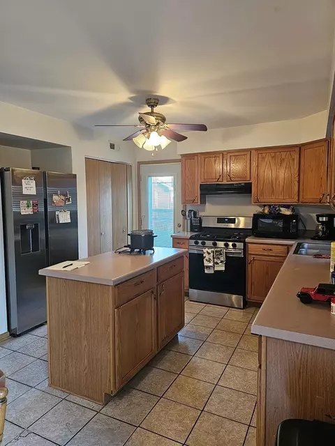 12451 Falcon Dr, Plainfield, IL 60585 photo 25