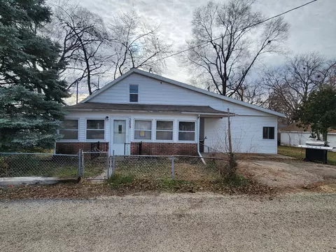 209 Hudson Dr, Rock Falls, IL 61071