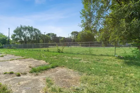 5953 S State St, Chicago, IL 60621