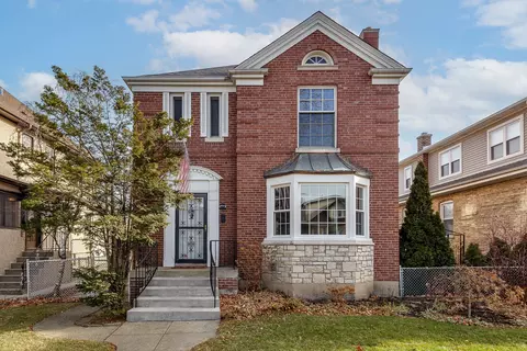 4921 N Lowell Ave, Chicago, IL 60630