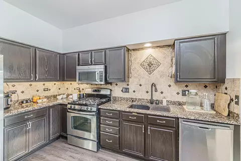 310 Emerald Ln #310, Algonquin, IL 60102 photo 7