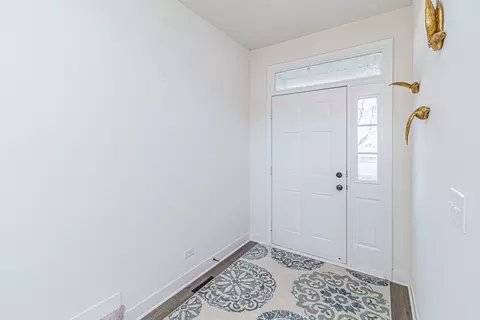 310 Emerald Ln #310, Algonquin, IL 60102 photo 2